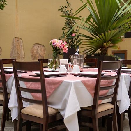 Casa De Las Flores Hotel Oaxaca ภายนอก รูปภาพ