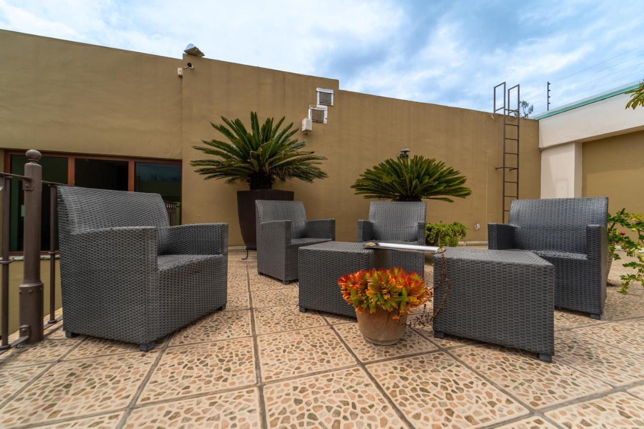 Casa De Las Flores Hotel Oaxaca ภายนอก รูปภาพ