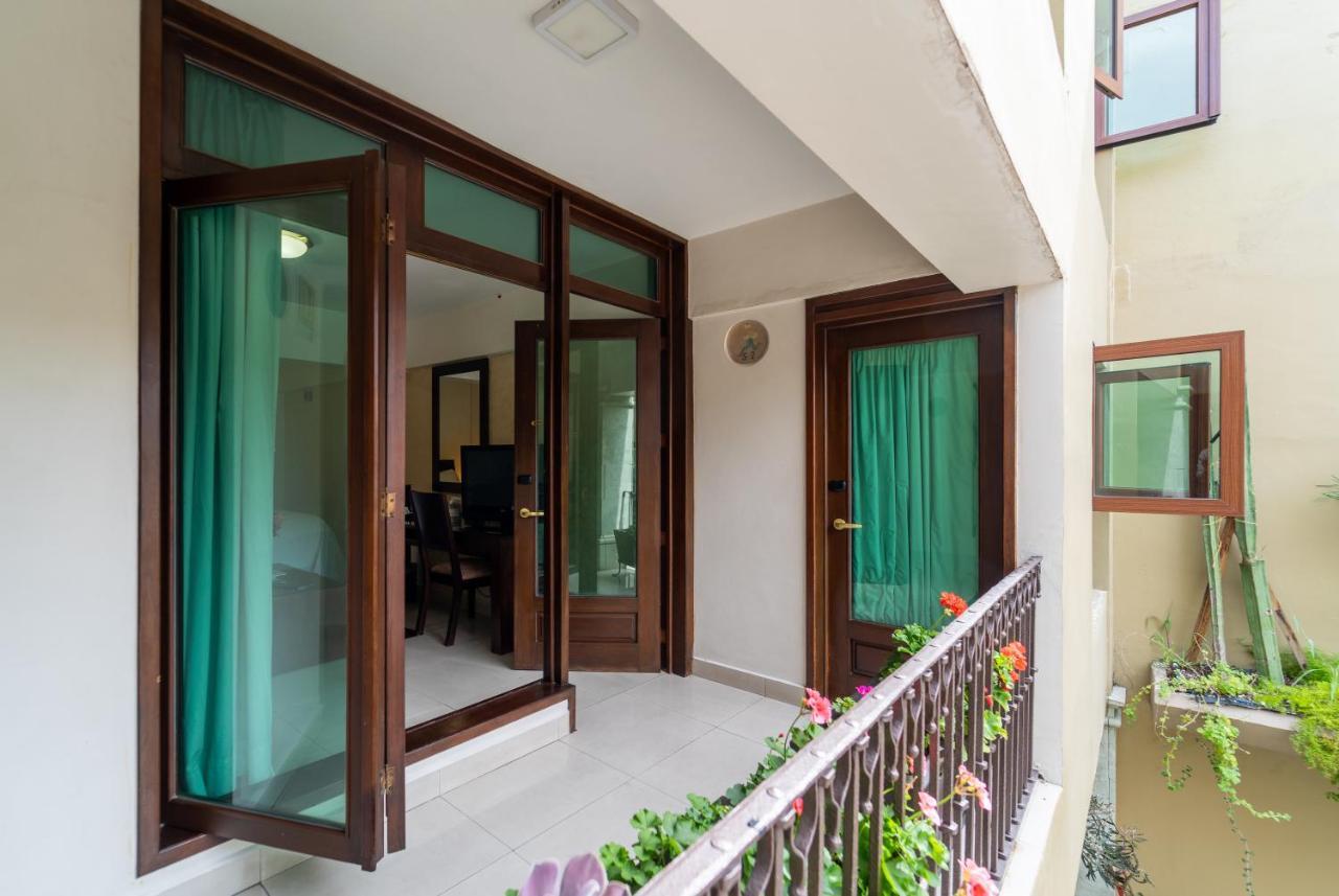 Casa De Las Flores Hotel Oaxaca ภายนอก รูปภาพ