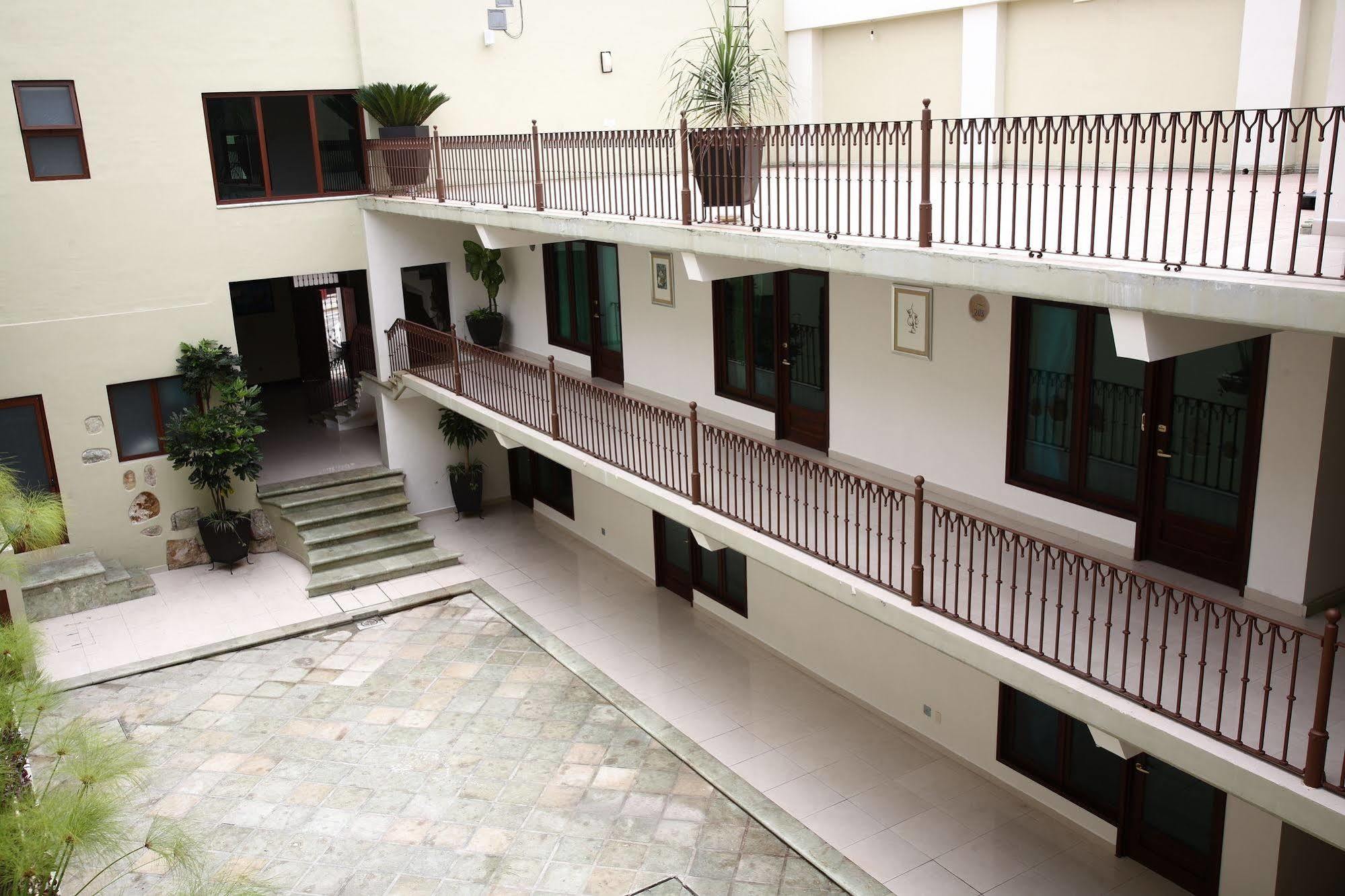 Casa De Las Flores Hotel Oaxaca ภายนอก รูปภาพ